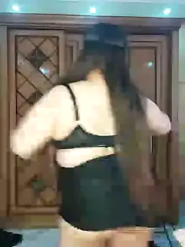 Snapshot of Farawla_elgmda chatting on February 11, 9:09 am Farawla elgmda online show from February 11, 9:09 am