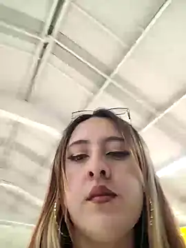 SarahXRusso online show from December 22, 12:28 am