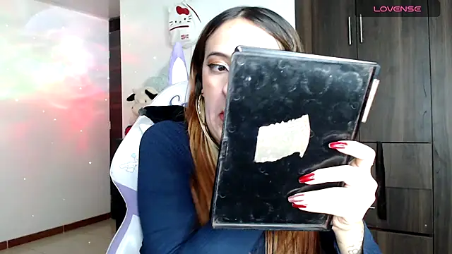 SarahXRusso online show from December 23, 12:57 am