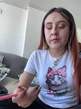 SarahXRusso online show from January 18, 3:59 pm