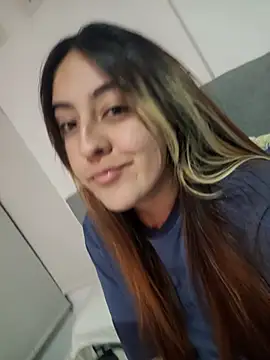 SarahXRusso online show from February 5, 6:13 am