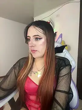 SarahXRusso online show from March 6, 3:35 am