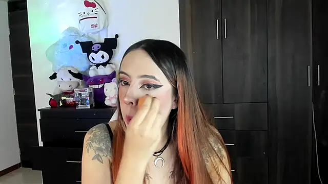 SarahXRusso online show from March 7, 2:04 am