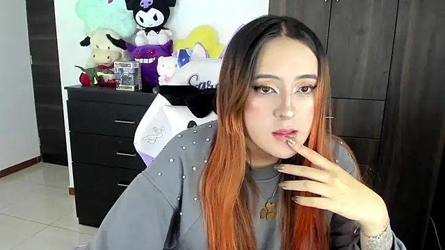 SarahXRusso online show from March 8, 3:06 am