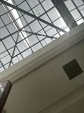 SarahXRusso online show from November 6, 3:35 pm