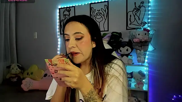 SarahXRusso online show from March 31, 12:45 am