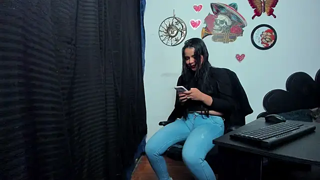 thakytona online show from December 12, 1:21 am