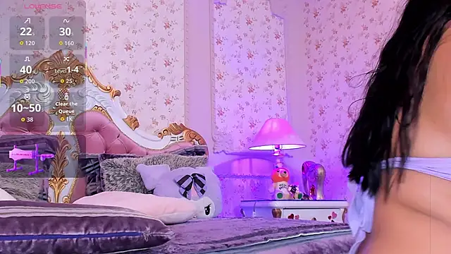 AllissonJames online show from October 4, 12:03 pm