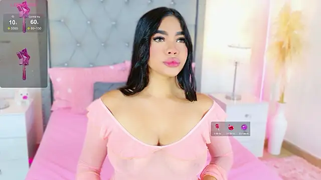 Snapshot of AllissonJames chatting on February 24, 2:37 pm AllissonJames online show from February 24, 2:37 pm