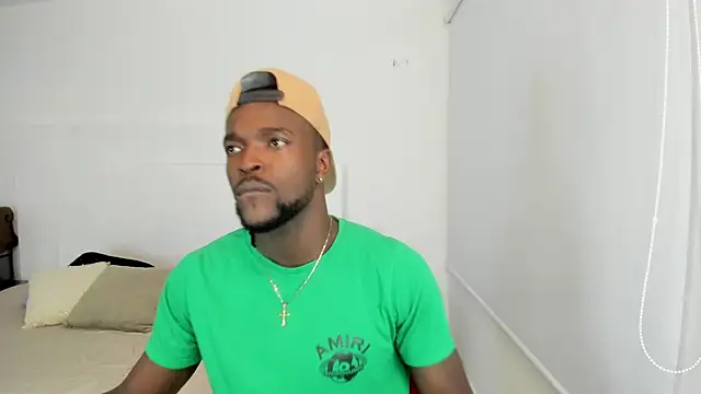 Dylan Taylor online show from January 8, 3:19 am