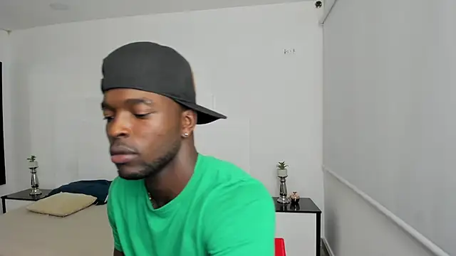 Dylan Taylor online show from February 1, 3:41 am