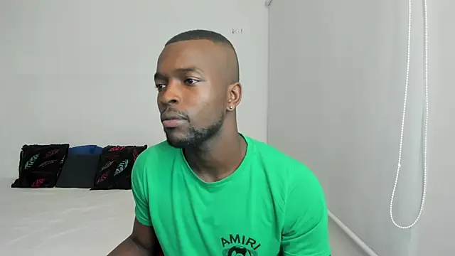 Dylan Taylor online show from February 13, 3:39 am