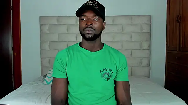 Dylan Taylor online show from November 10, 12:26 pm