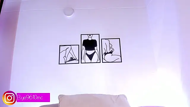 Snapshot of ellie_mcdonald chatting on July 1, 9:58 pm ellie mcdonald online show from July 1, 9:58 pm