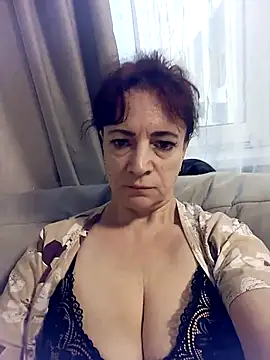 Snapshot of Lorrain_Dorrie chatting on January 13, 7:00 am Lorrain Dorrie online show from January 13, 7:00 am