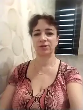 Snapshot of Lorrain_Dorrie chatting on February 12, 11:51 am Lorrain Dorrie online show from February 12, 11:51 am