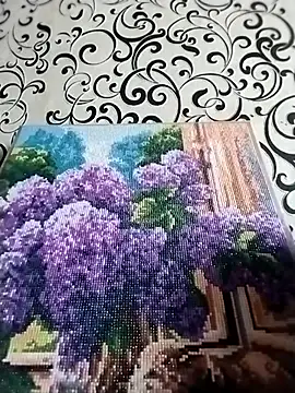 Snapshot of Lorrain_Dorrie chatting on February 28, 8:42 am Lorrain Dorrie online show from February 28, 8:42 am