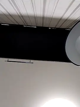 Snapshot of Lorrain_Dorrie chatting on November 28, 6:05 am Lorrain Dorrie online show from November 28, 6:05 am