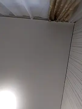 Lorrain Dorrie online show from December 19, 9:05 am