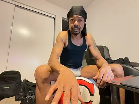 skarfosbabes69 online show from December 29, 4:48 am