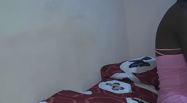 Snapshot of SexyEbonyPlaygirl chatting on December 21, 4:57 pm SexyEbonyPlaygirl online show from December 21, 4:57 pm