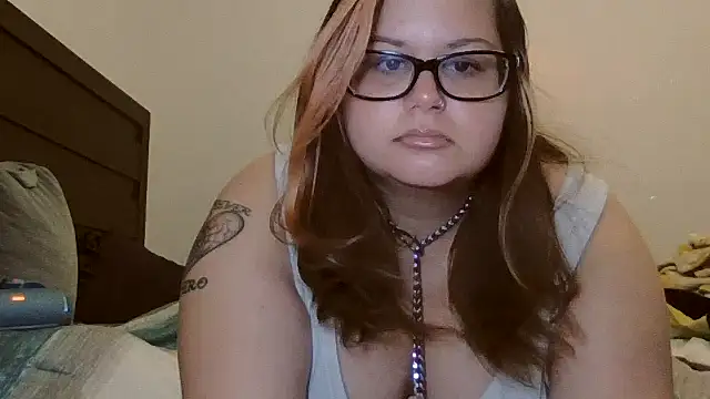 HoneyBear19 online show from February 4, 3:07 pm