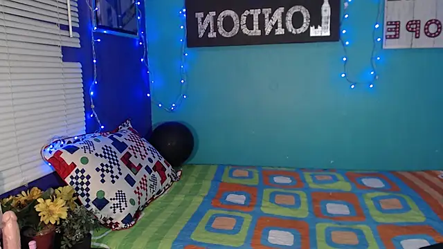 hannyababe online show from December 10, 4:17 pm