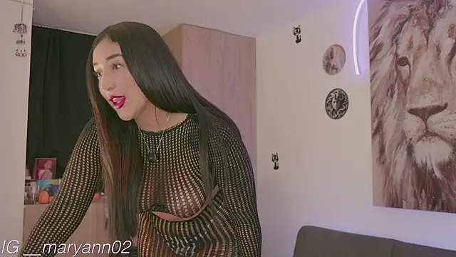 Maryann jones online show from November 20, 1:11 pm