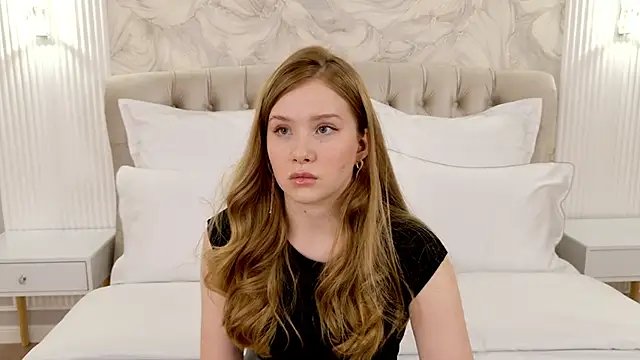 MichelleReid online show from February 4, 9:17 am