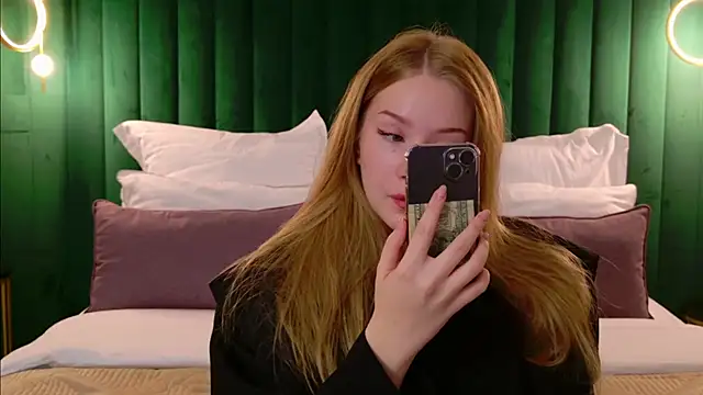 MichelleReid online show from October 1, 3:12 am