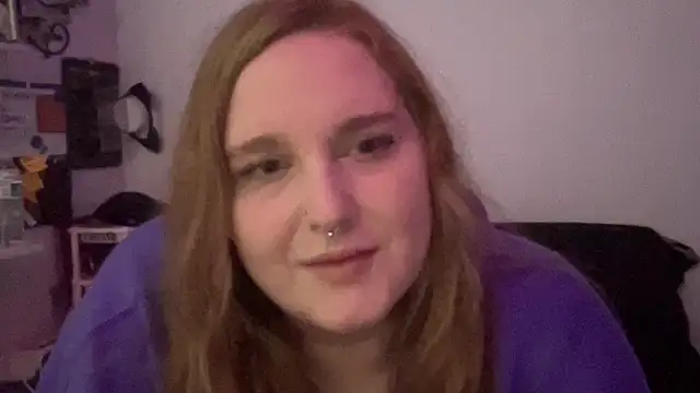 thickgingergoddess online show from December 13, 5:21 pm