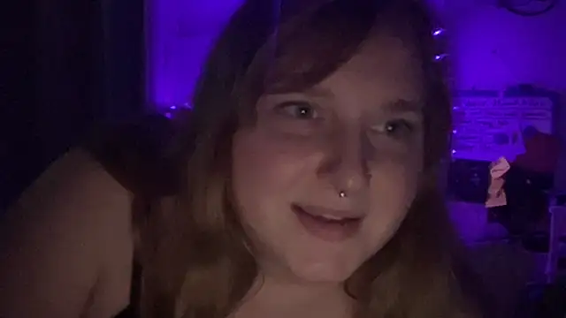 thickgingergoddess online show from March 23, 7:09 am