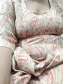 Snapshot of KEEP536 chatting on October 17, 1:03 pm KEEP536 online show from October 17, 1:03 pm