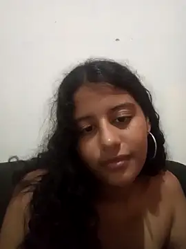 Snapshot of Babydol18_ chatting on December 31, 1:04 am Babydol18  online show from December 31, 1:04 am