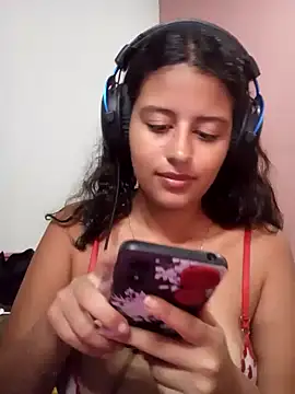 Snapshot of Babydol18_ chatting on January 27, 1:59 am Babydol18  online show from January 27, 1:59 am