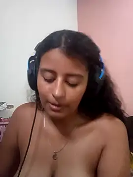 Snapshot of Babydol18_ chatting on January 28, 1:05 pm Babydol18  online show from January 28, 1:05 pm