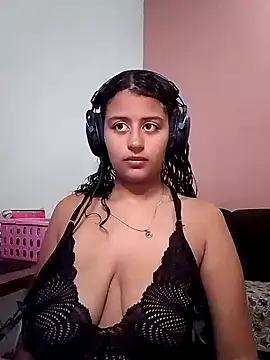 Snapshot of Babydol18_ chatting on February 1, 2:47 am Babydol18  online show from February 1, 2:47 am