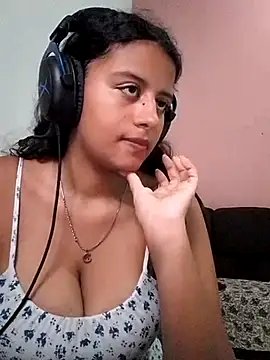 Snapshot of Babydol18_ chatting on February 2, 8:30 pm Babydol18  online show from February 2, 8:30 pm