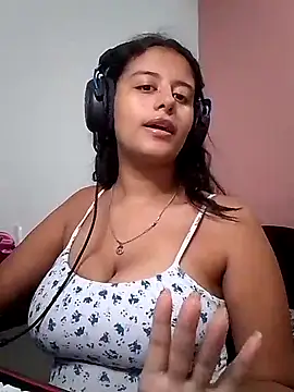 Snapshot of Babydol18_ chatting on February 3, 4:35 am Babydol18  online show from February 3, 4:35 am