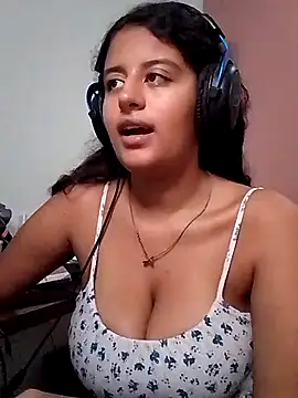 Snapshot of Babydol18_ chatting on March 1, 3:32 am Babydol18  online show from March 1, 3:32 am