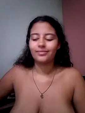 Snapshot of Babydol18_ chatting on March 4, 10:35 am Babydol18  online show from March 4, 10:35 am