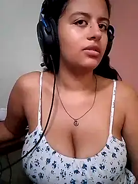 Snapshot of Babydol18_ chatting on March 10, 1:10 pm Babydol18  online show from March 10, 1:10 pm