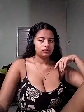 Snapshot of Babydol18_ chatting on March 18, 7:19 am Babydol18  online show from March 18, 7:19 am