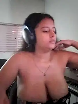 Snapshot of Babydol18_ chatting on March 18, 10:25 am Babydol18  online show from March 18, 10:25 am