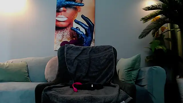 EvySmithXXX online show from December 22, 5:15 am