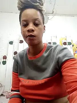 Snapshot of LolaTwerksXX chatting on October 12, 12:26 pm LolaTwerksXX online show from October 12, 12:26 pm