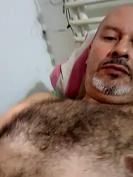 Juan 45 online show from June 18, 7:29 pm