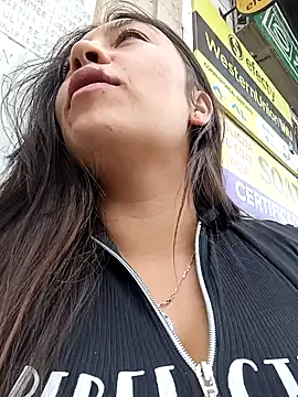 LIZ-06  online show from February 2, 5:48 pm
