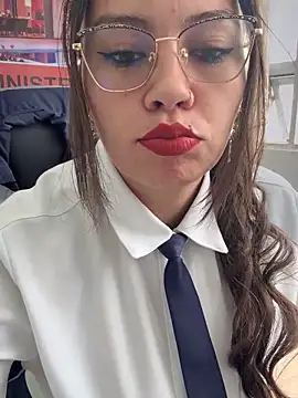 LIZ-06  online show from November 11, 1:44 pm