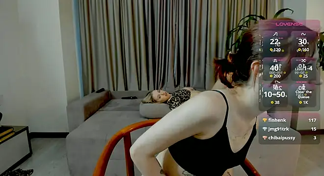 Snapshot of KimStevens chatting on December 19, 11:07 am KimStevens online show from December 19, 11:07 am